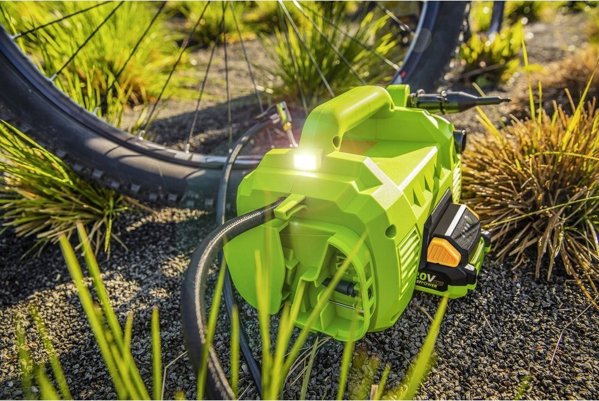 Συμπιεστής αυτοκινήτου Fieldmann Συμπιεστής μπαταρίας Fieldmann FDAK70205-0 10,3 bar